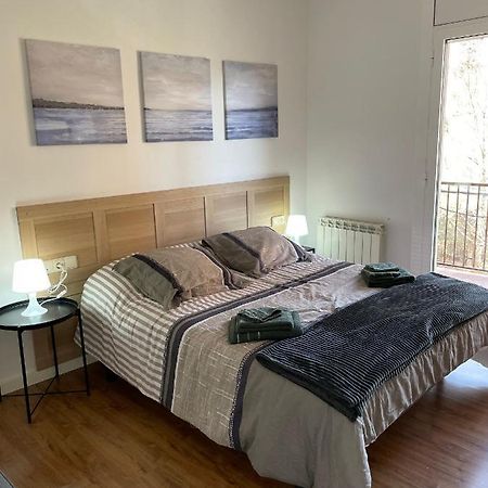 Apartamento Centrico En Berga - Alberga Bagian luar foto