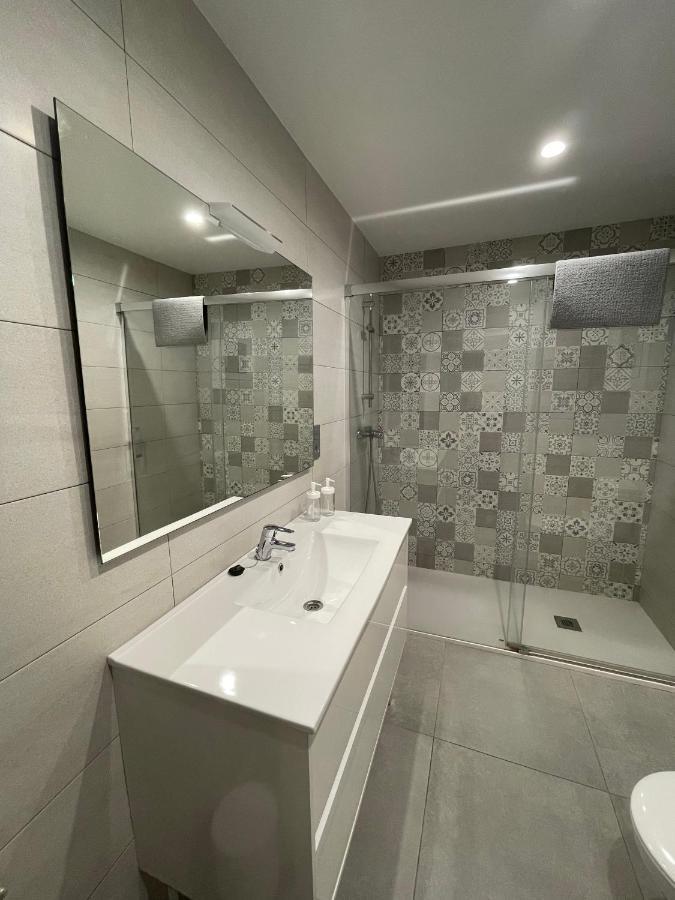 Apartamento Centrico En Berga - Alberga Bagian luar foto